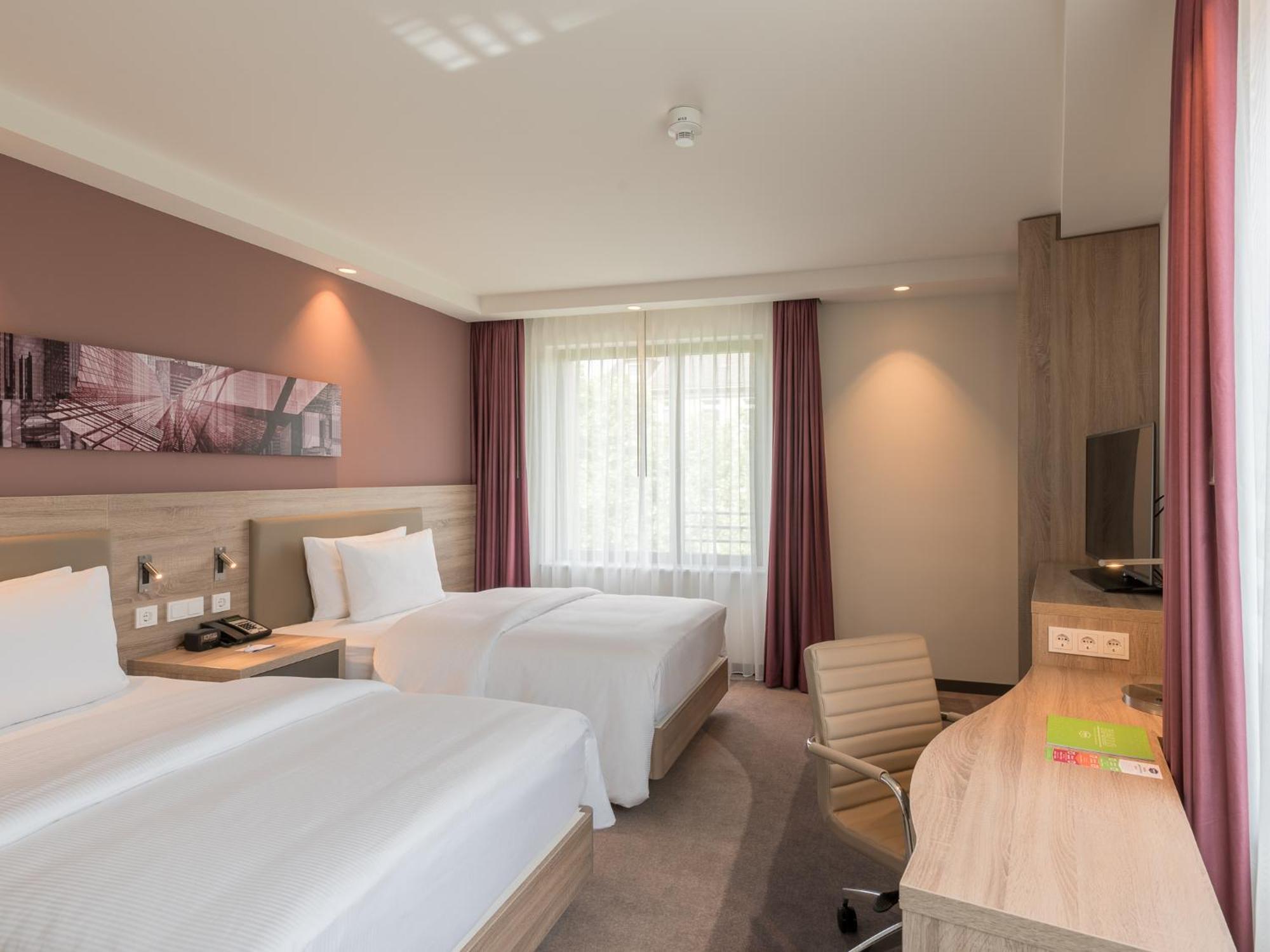 Hampton By Hilton Frankfurt City Centre East Frankfurt am Main Ngoại thất bức ảnh